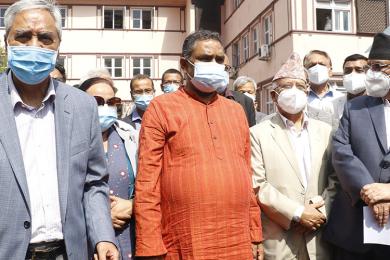 विपक्षी गठबन्धनद्वारा ढुंगा, बालुवा र गिटी निकासी गर्ने नीति फिर्ता गर्न माग